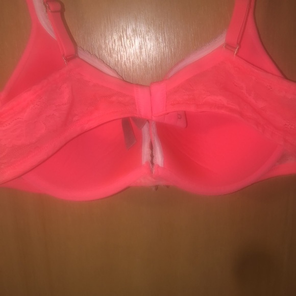 Body by Victoria push-up bra - Picture 3 of 4